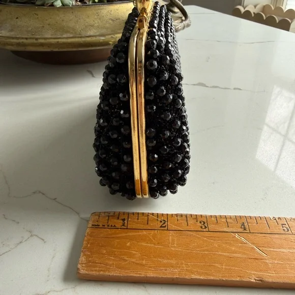Beautiful Vintage 60’s Saks 5th Avenue Black Beaded Handbag Excellent condition - Picture 5 of 7